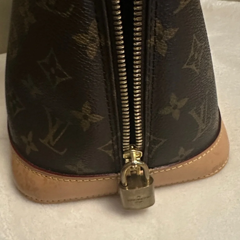 Louis Vuitton Brown and Tan Satchel - Picture 3 of 8